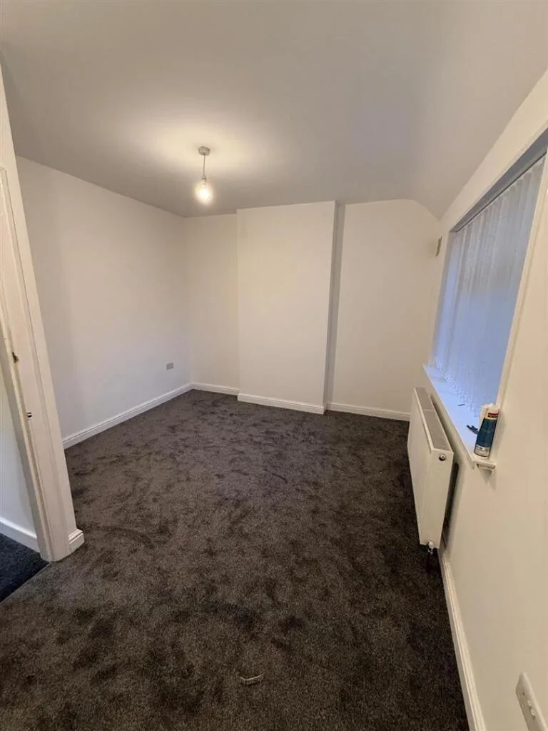 2 bedroom house for rent
