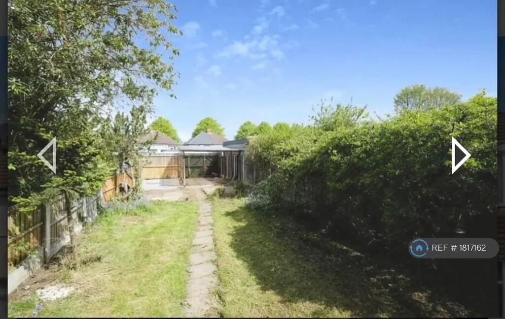 3 bedroom semi-detached house for rent