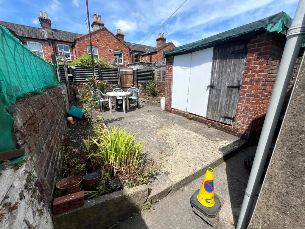 1 bedroom house for rent