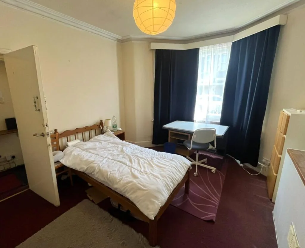1 bedroom house for rent