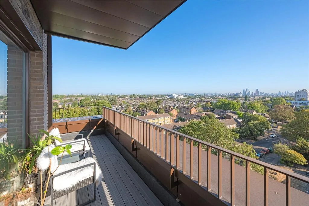 3 bedroom flat for rent