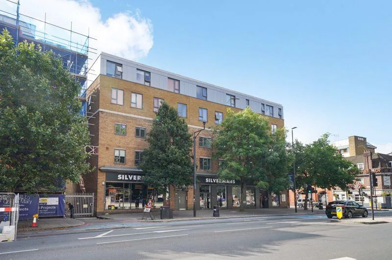 3 bedroom flat for rent