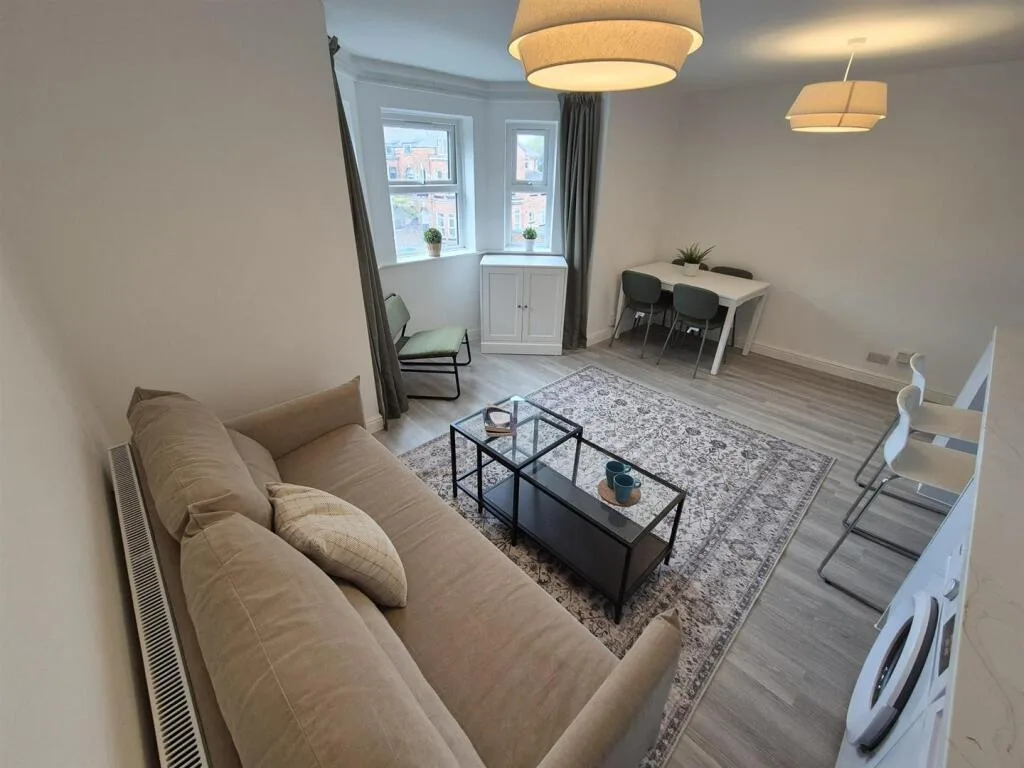 2 bedroom flat for rent