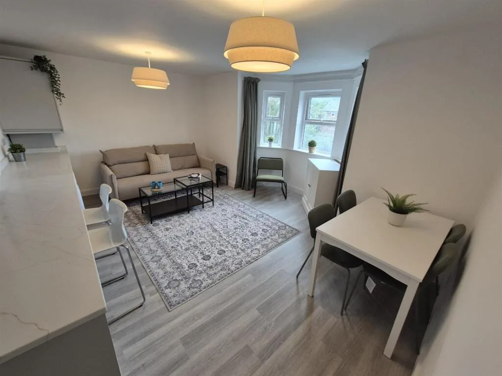 2 bedroom flat for rent