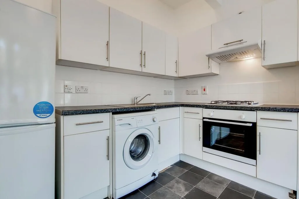 2 bedroom ground floor flat for rent