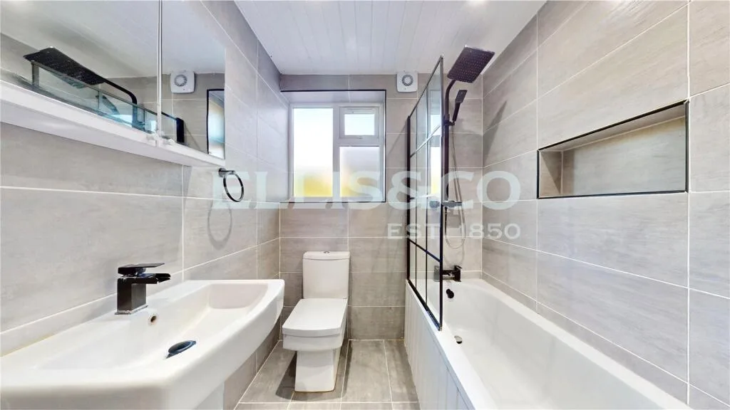 3 bedroom apartment for rent