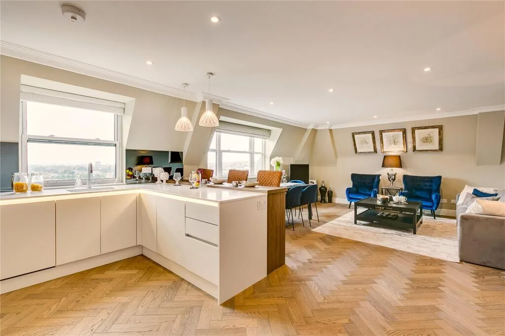3 bedroom penthouse for rent