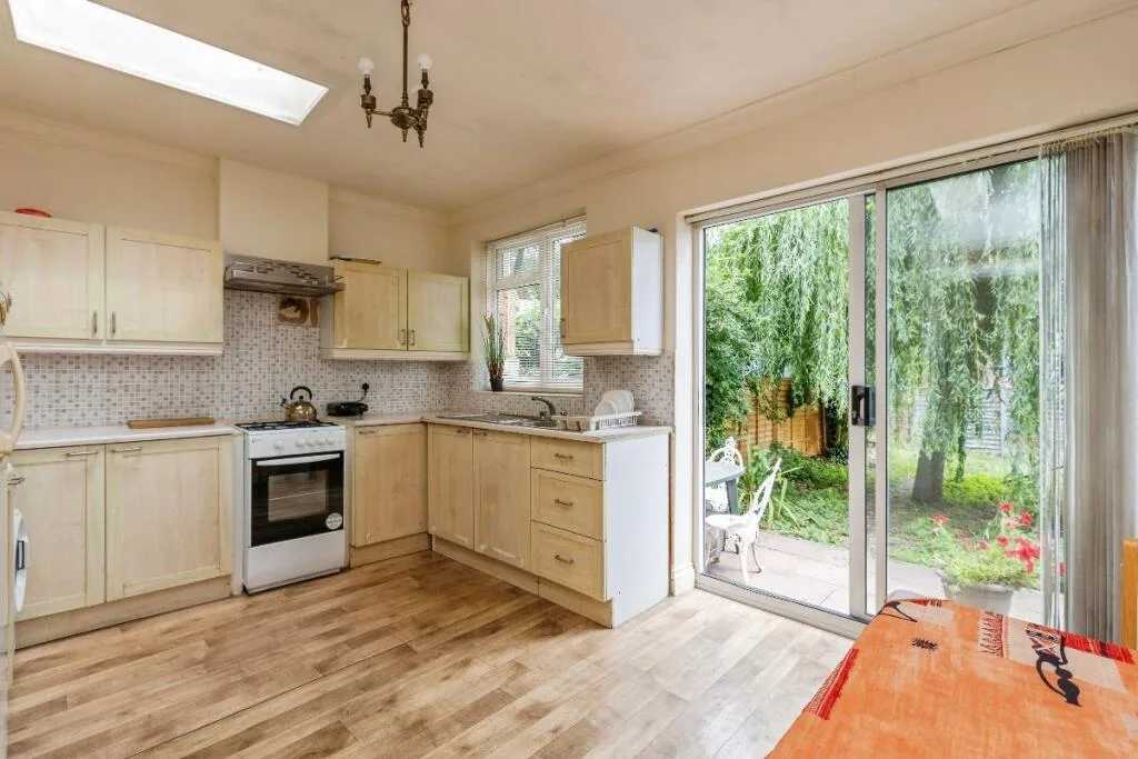 2 bedroom flat for rent