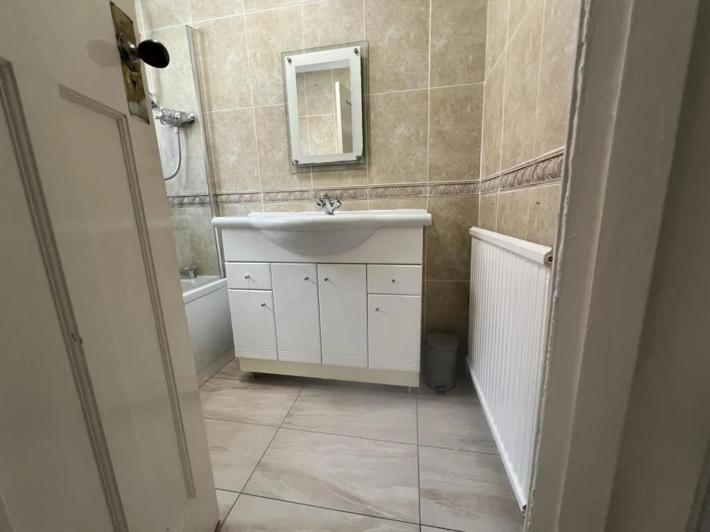 4 bedroom house for rent