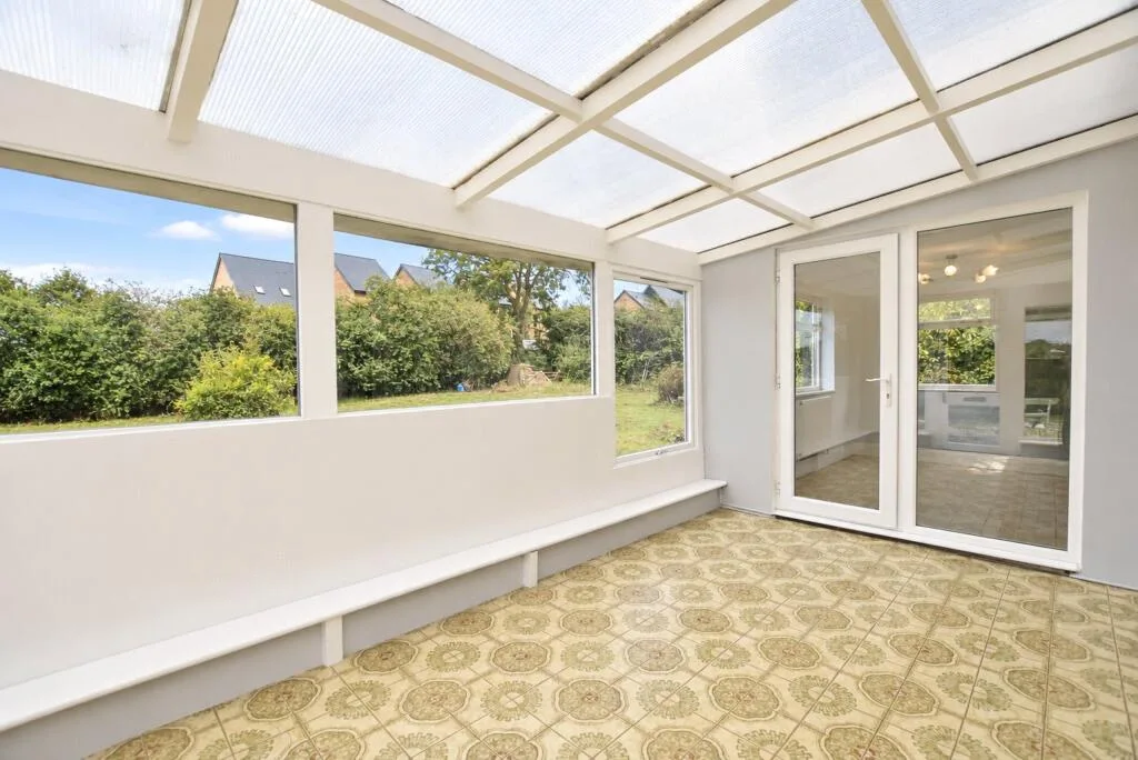 4 bedroom bungalow for rent