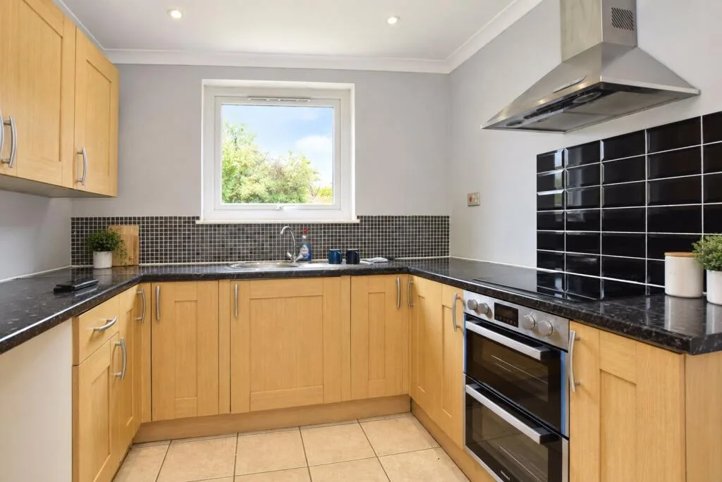 4 bedroom bungalow for rent