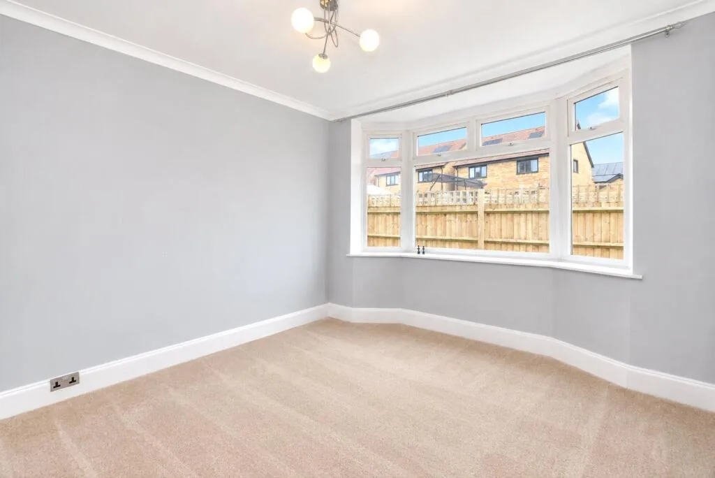 4 bedroom bungalow for rent