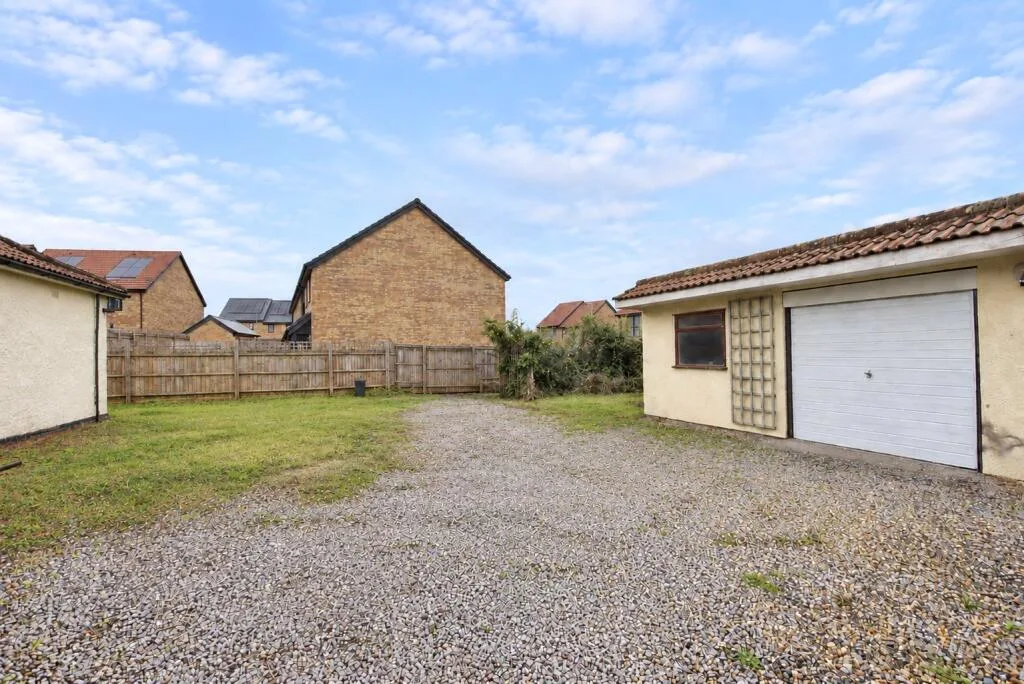 4 bedroom bungalow for rent