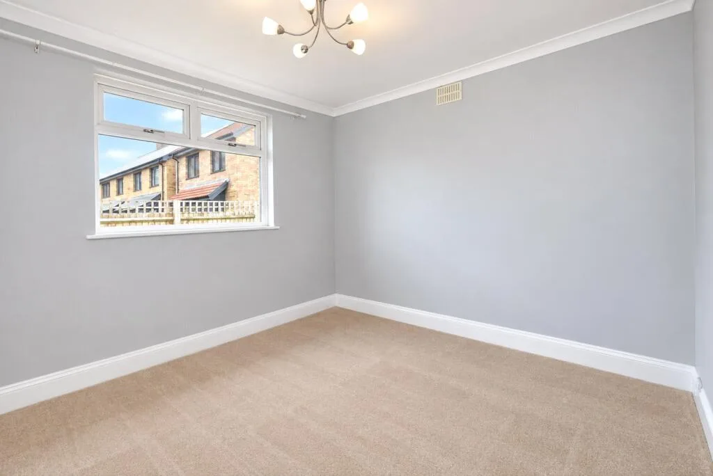 4 bedroom bungalow for rent