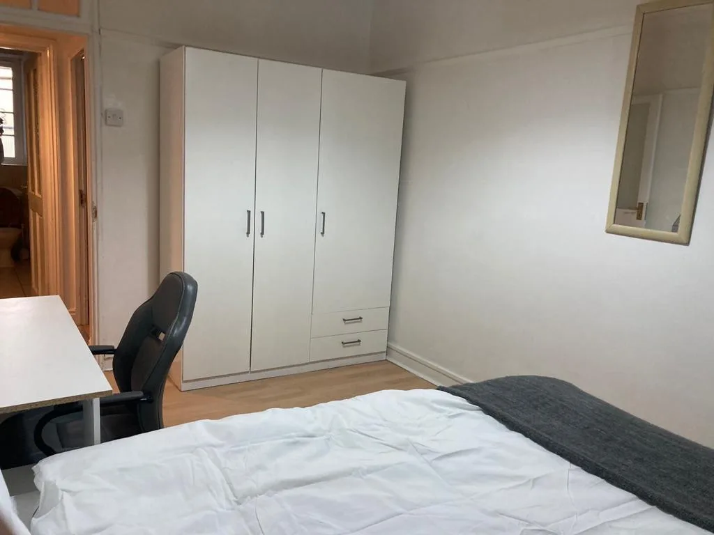 3 bedroom apartment for rent