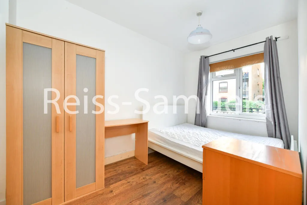5 bedroom terraced house for rent