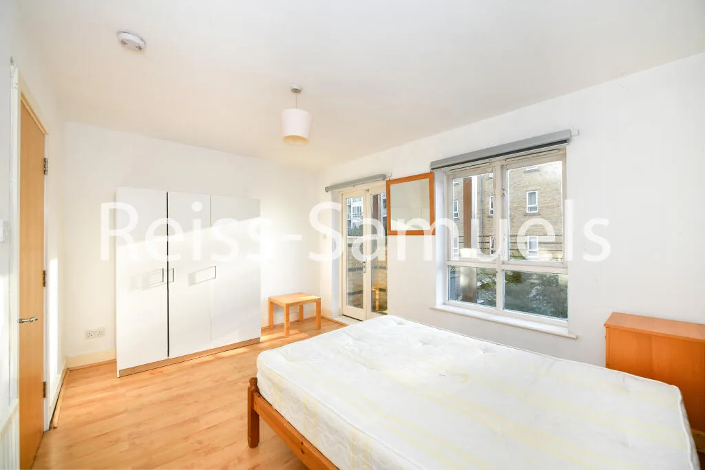5 bedroom terraced house for rent