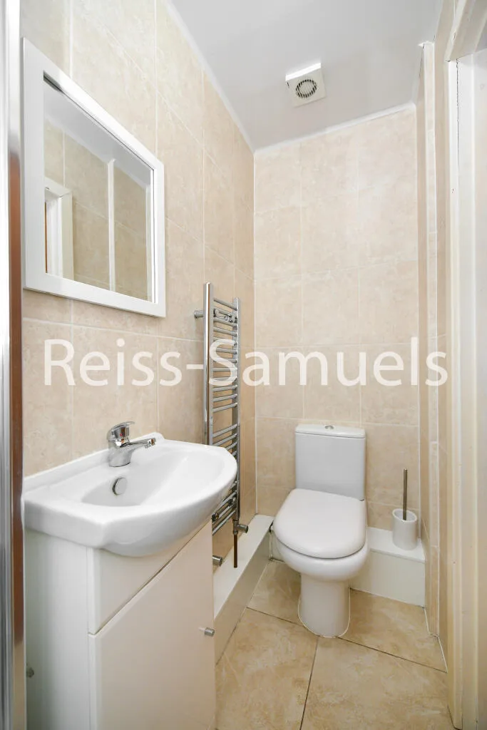 5 bedroom terraced house for rent
