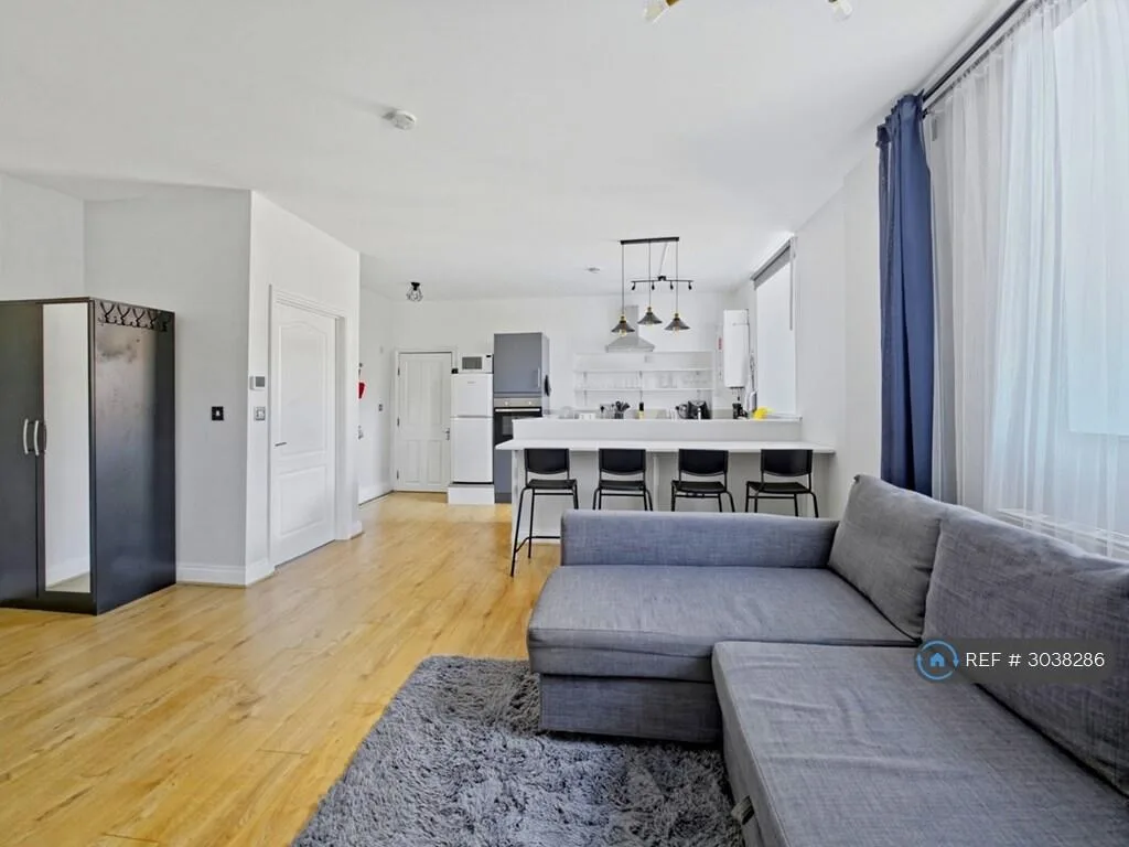 2 bedroom flat for rent