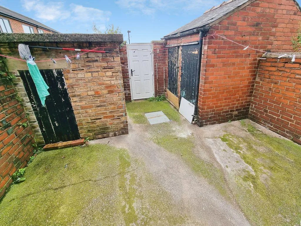 2 bedroom terraced house for rent
