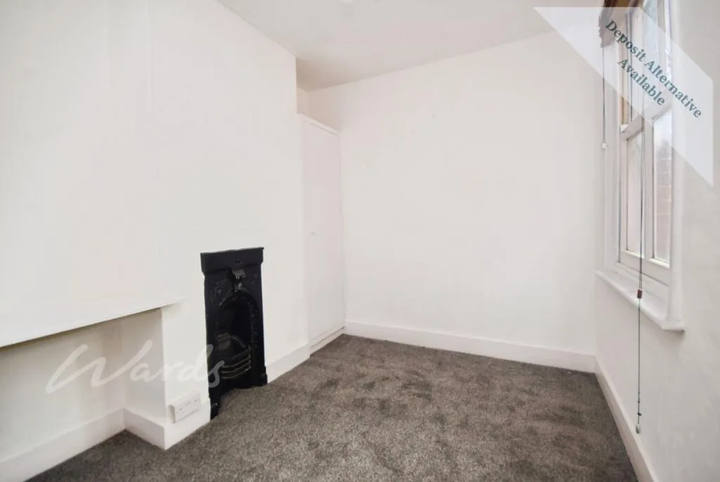 3 bedroom end of terrace house for rent