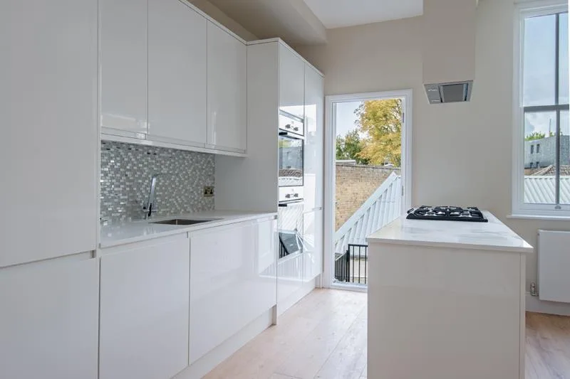 3 bedroom flat for rent