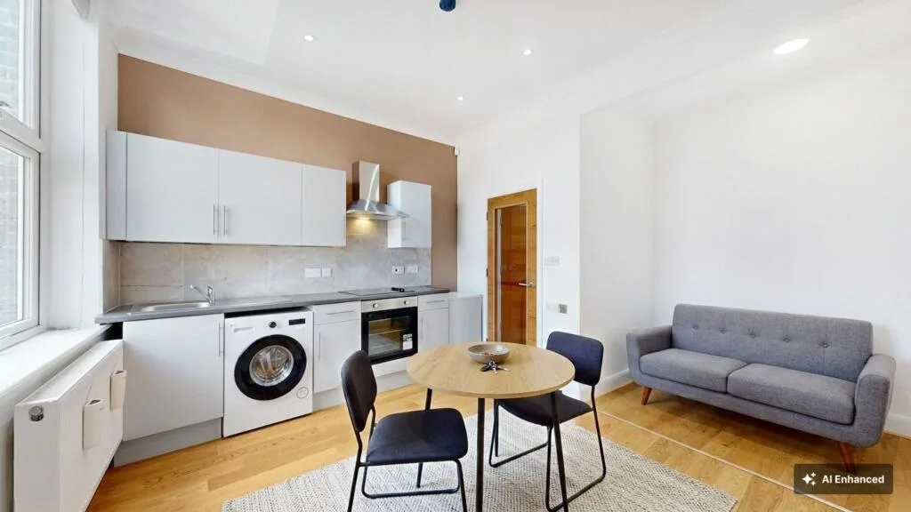 3 bedroom flat for rent