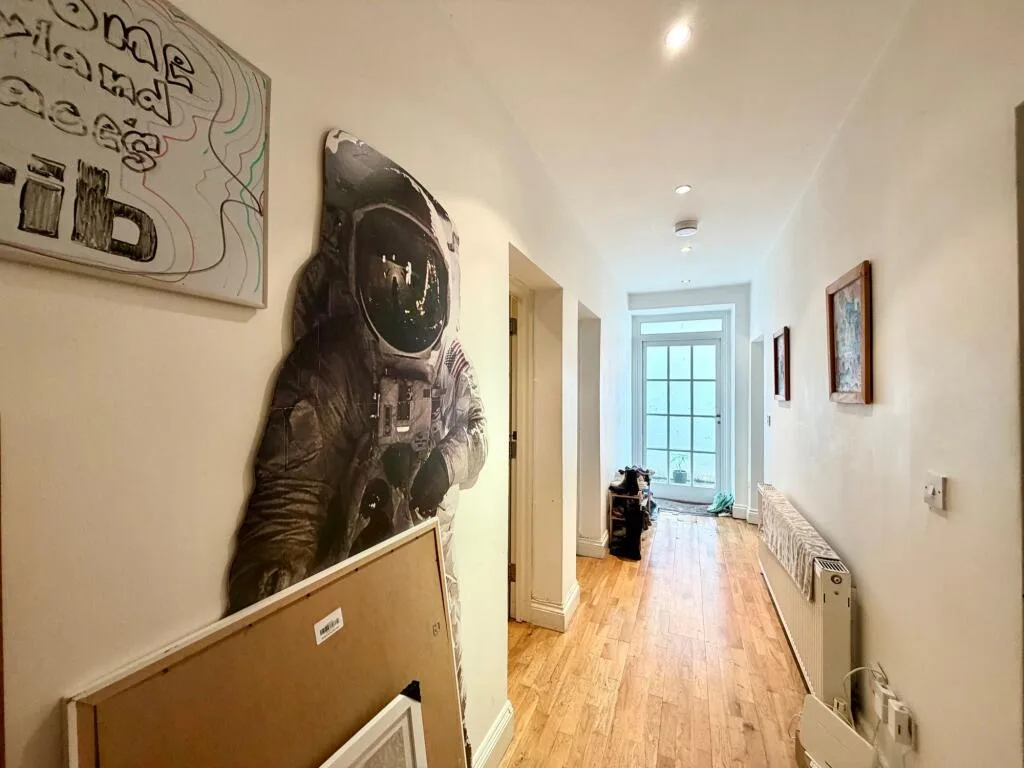4 bedroom flat for rent