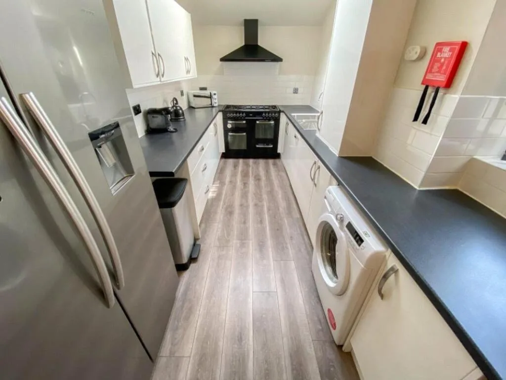 4 bedroom apartment for rent