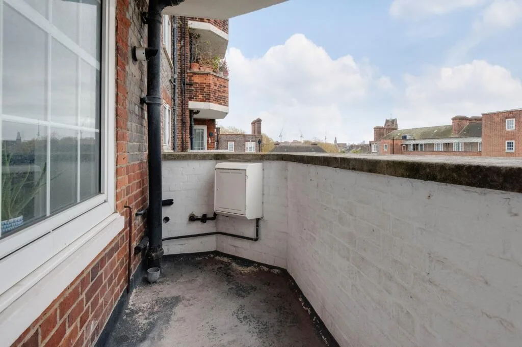 3 bedroom flat for rent