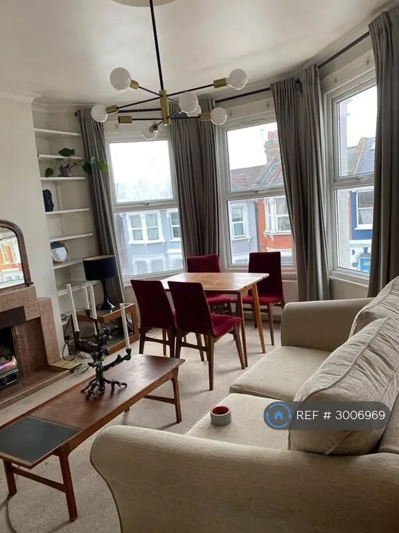 2 bedroom flat for rent