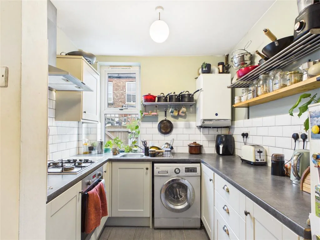 2 bedroom terraced house for rent