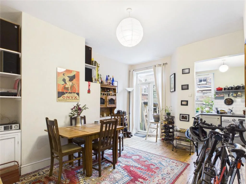 2 bedroom terraced house for rent