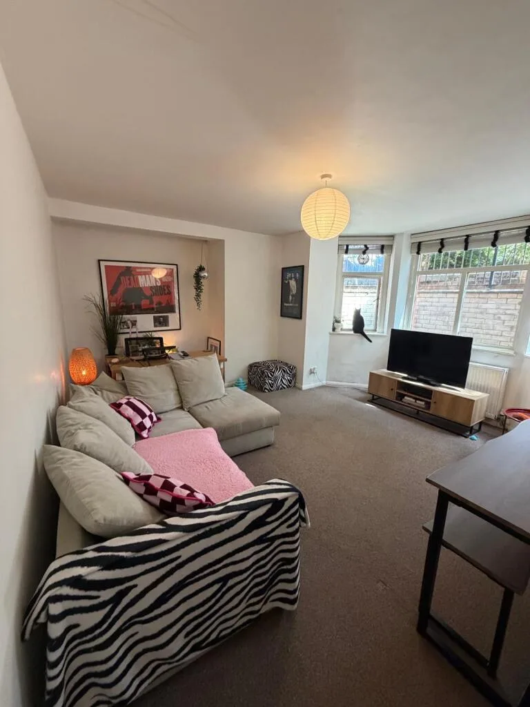 2 bedroom flat for rent