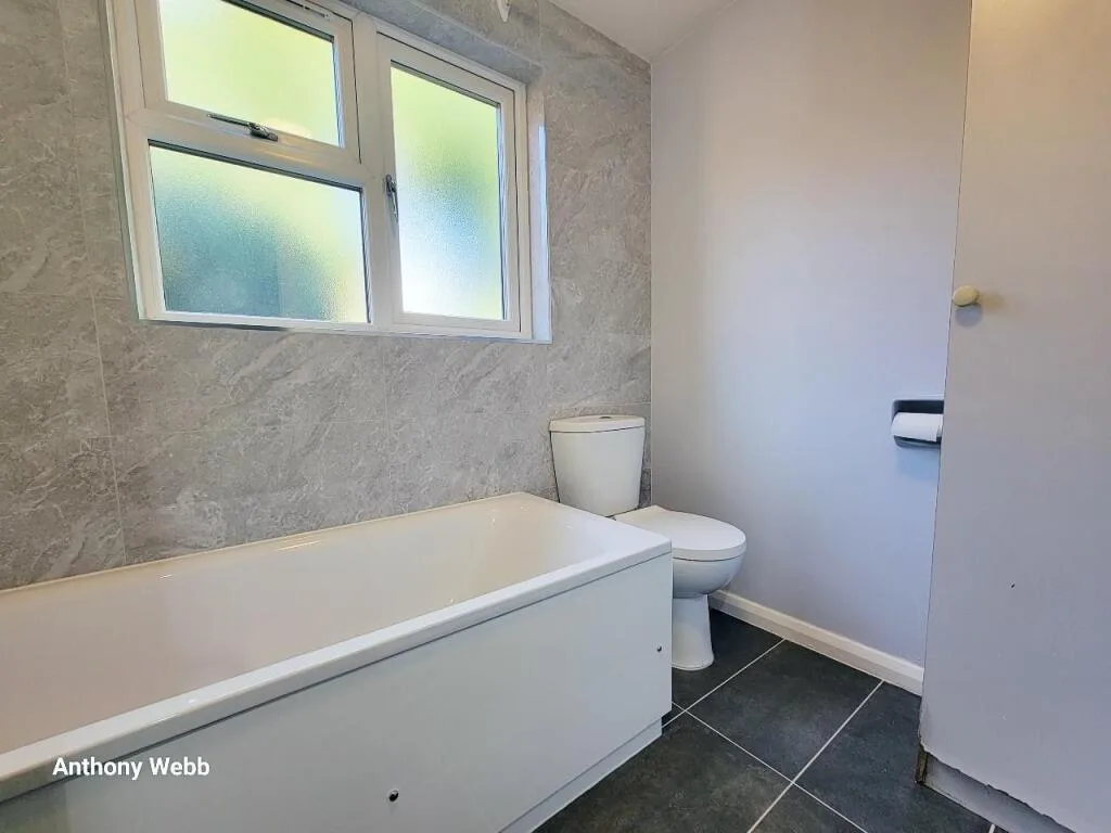 1 bedroom end of terrace house for rent