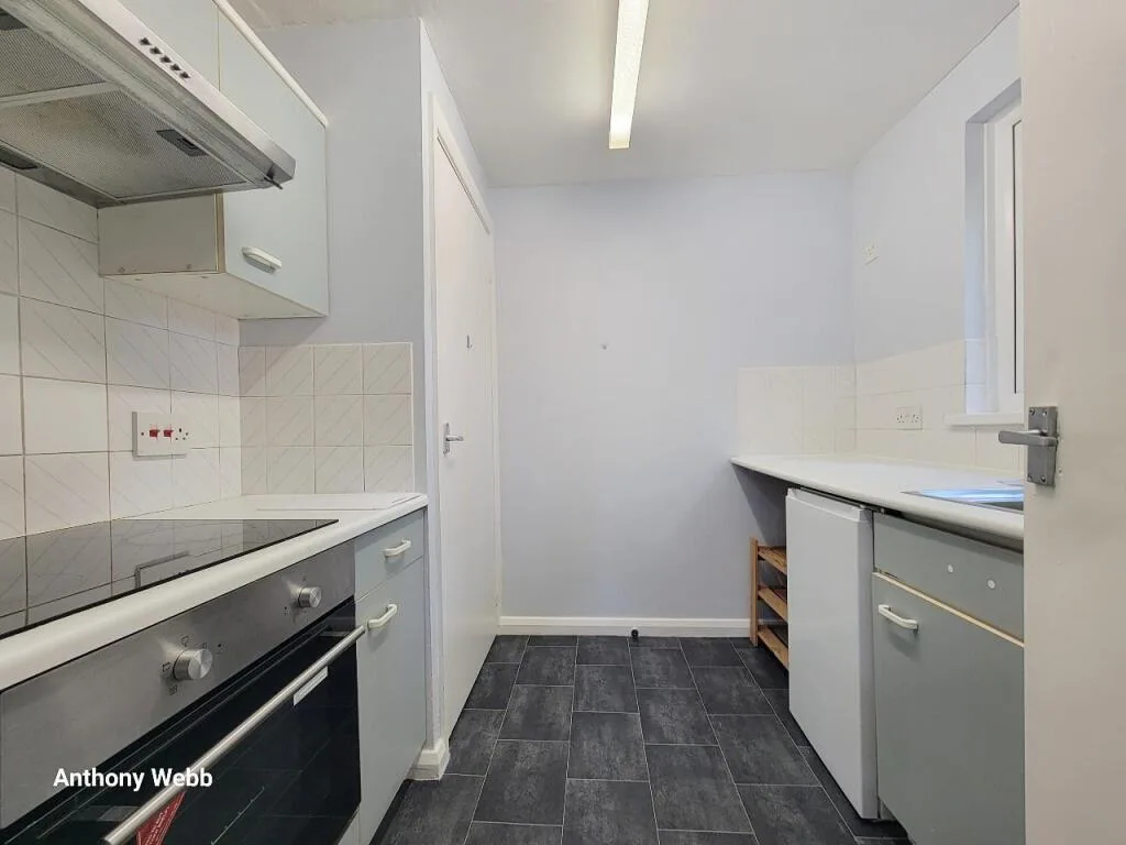 1 bedroom end of terrace house for rent