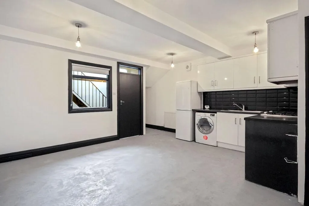 3 bedroom apartment for rent