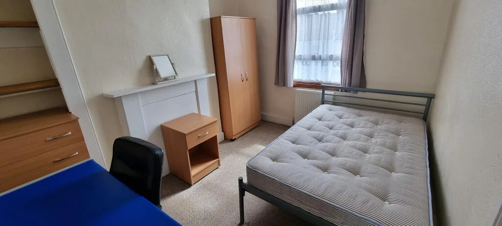 4 bedroom house for rent