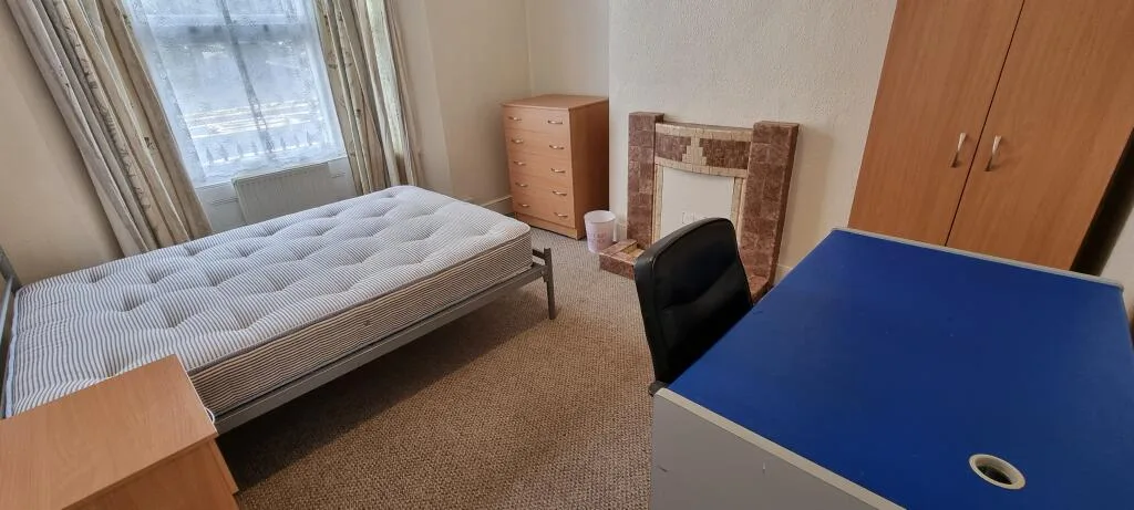 4 bedroom house for rent