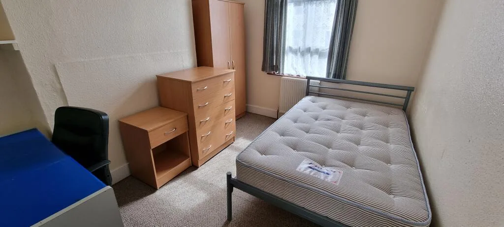 4 bedroom house for rent