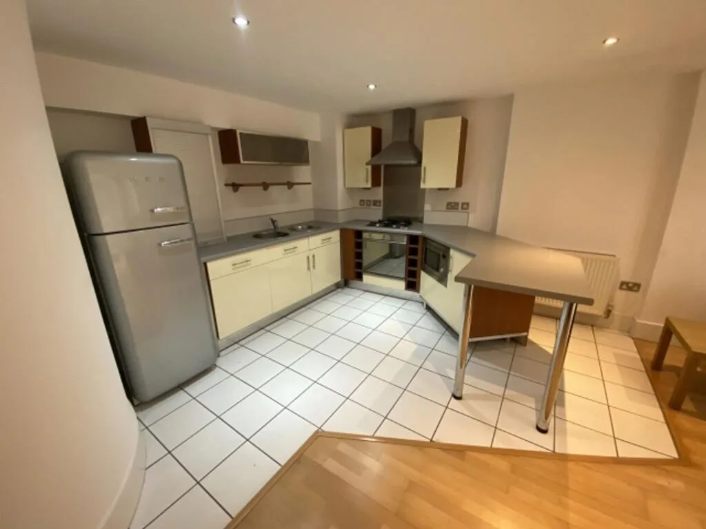 1 bedroom ground floor flat for rent