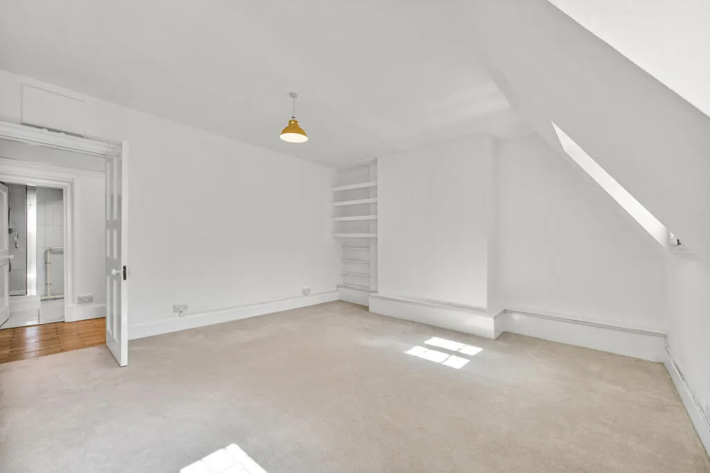 4 bedroom flat for rent