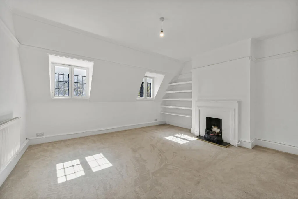 4 bedroom flat for rent