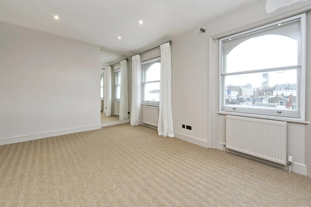 3 bedroom maisonette for rent