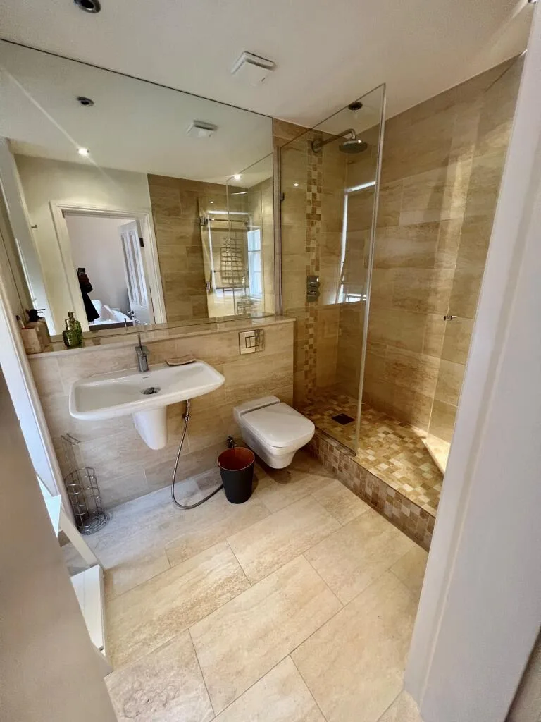 3 bedroom flat for rent