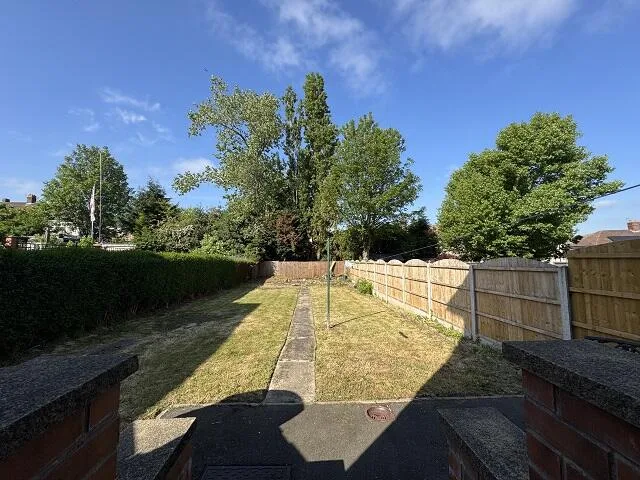 2 bedroom semi-detached house for rent