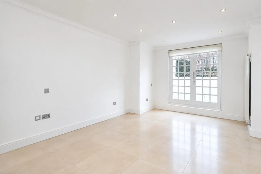 4 bedroom apartment for rent