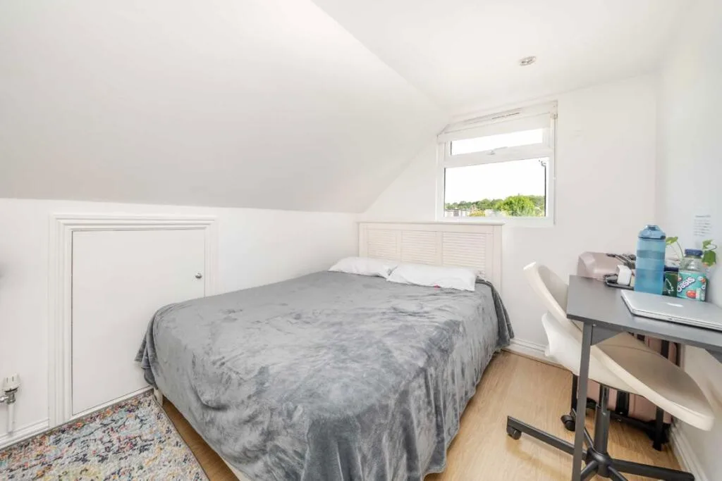 5 bedroom house for rent