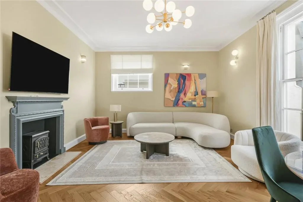2 bedroom flat for rent
