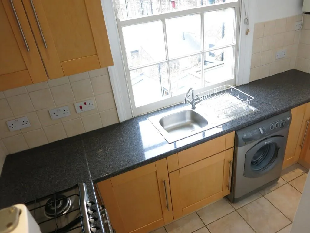 Studio flat for rent